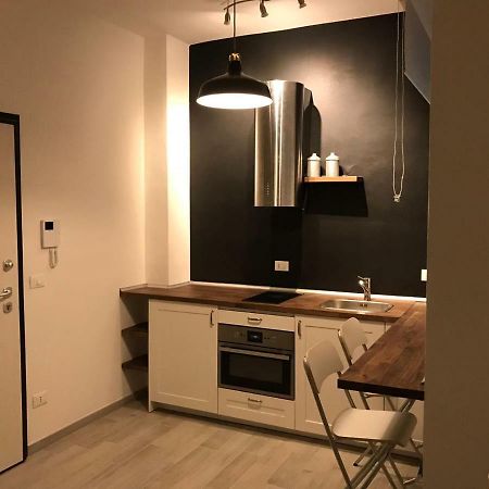 ホテルR&B Via Barozzi 6 ボローニャ エクステリア 写真